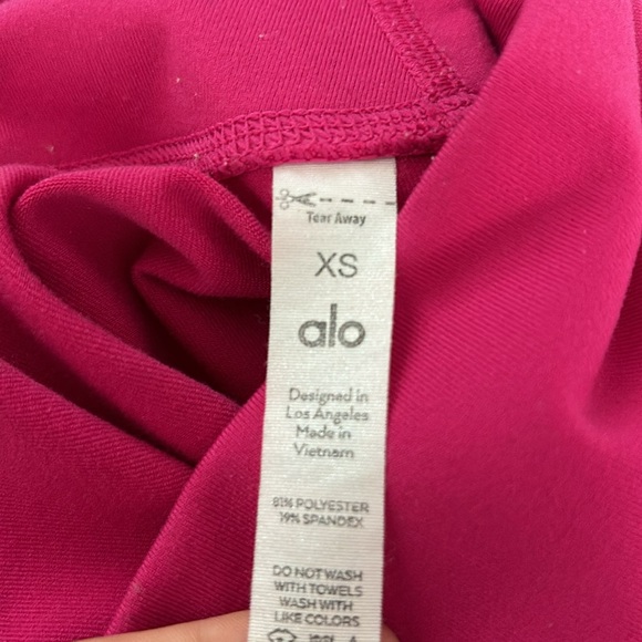 Pink Alo Biker shorts - Picture 7 of 7